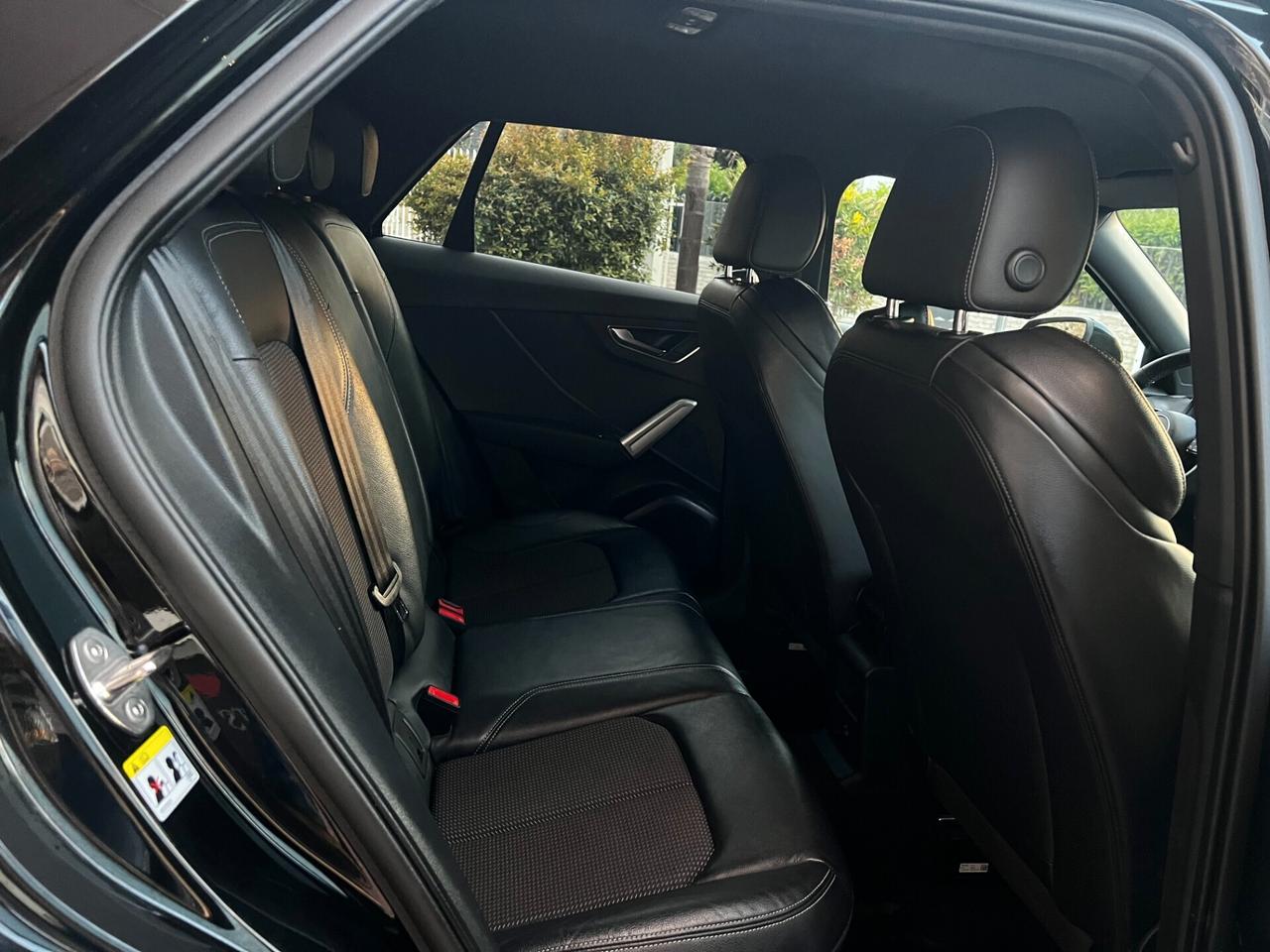 Audi Q2 30 TDI S Tronic 2XS Line -2024-TOTAL BLACK