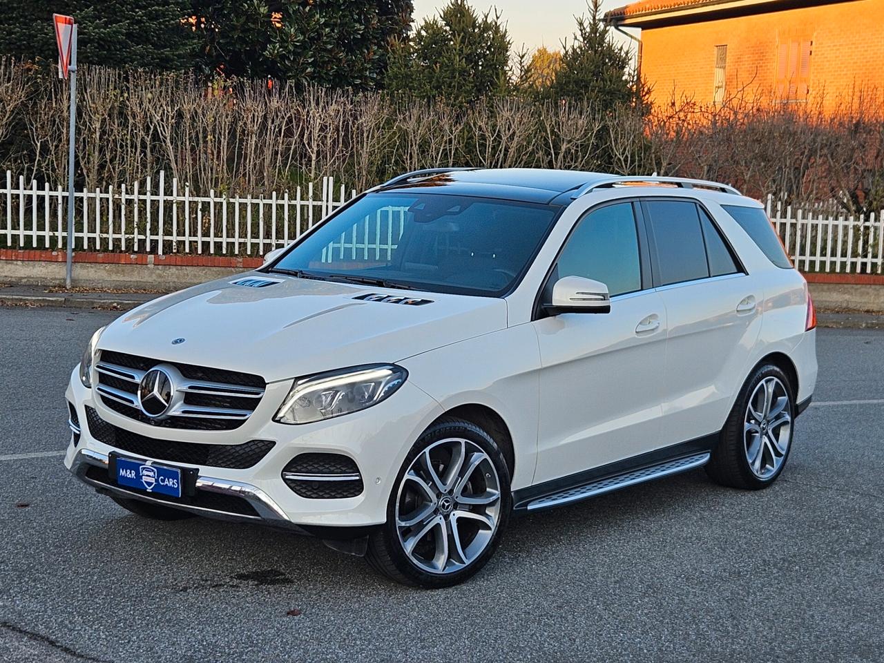 Mercedes-benz GLE 350 d 4Matic STRAFUL 135.MILA KM