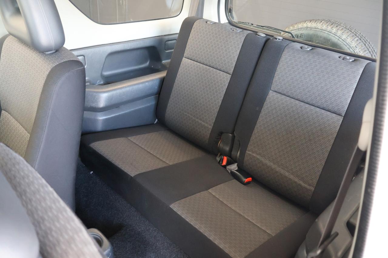 Suzuki Jimny 1.3i 16V cat 4WD okneopatentati