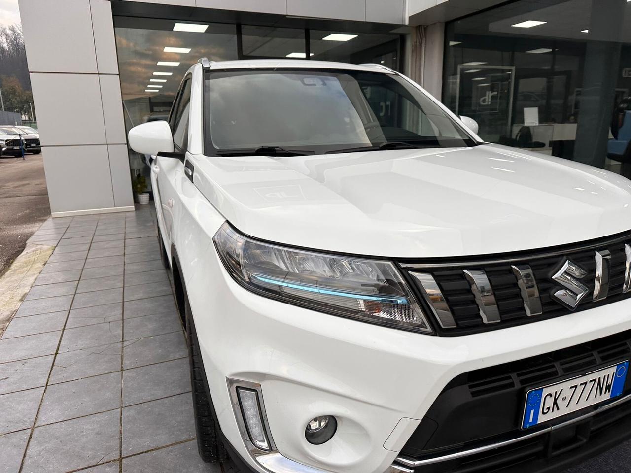 Suzuki Vitara 1.4 Hybrid Top