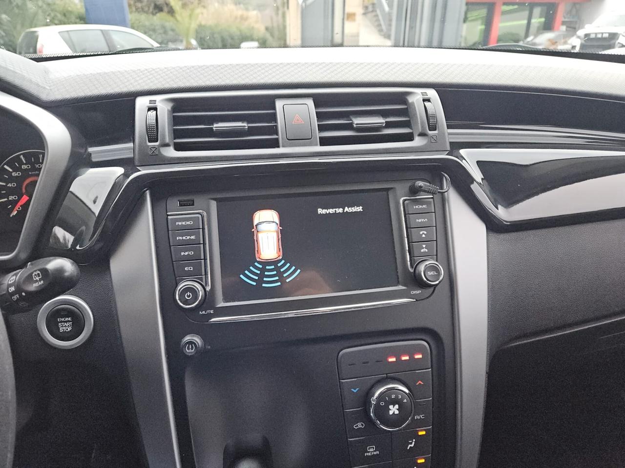 Mahindra KUV100 1.2 VVT K8