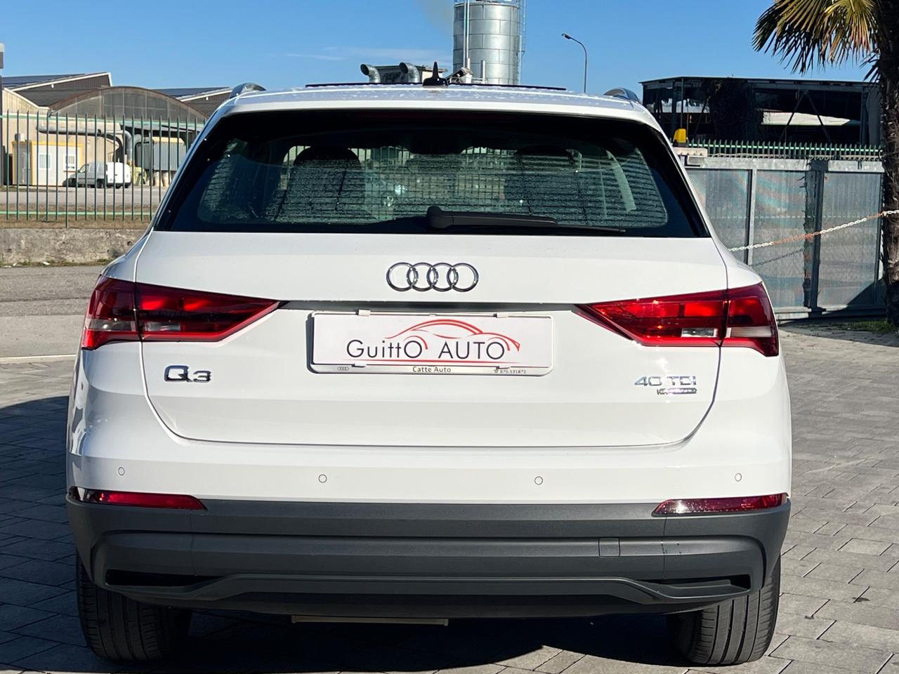 Audi Q3 40 TDI quattro S tronic Business