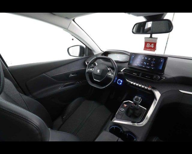 PEUGEOT 3008 BlueHDi 130 S&S Allure
