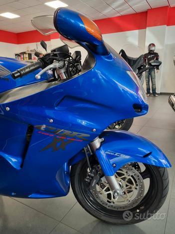 Honda CBR 1100 XX- 23680 KM- 1999