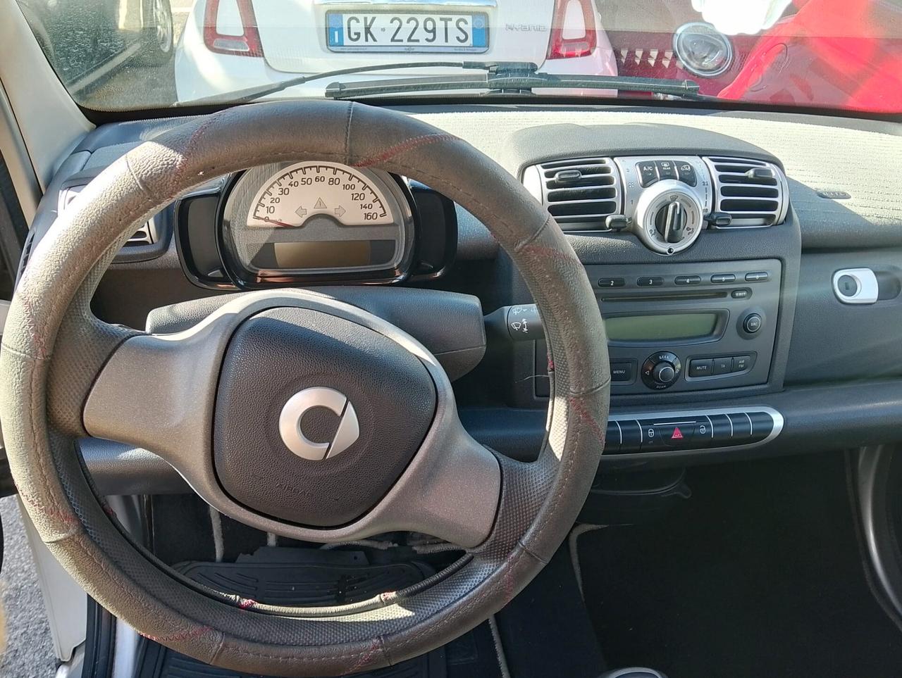 Smart ForTwo 1000 52 kW MHD coupé passion