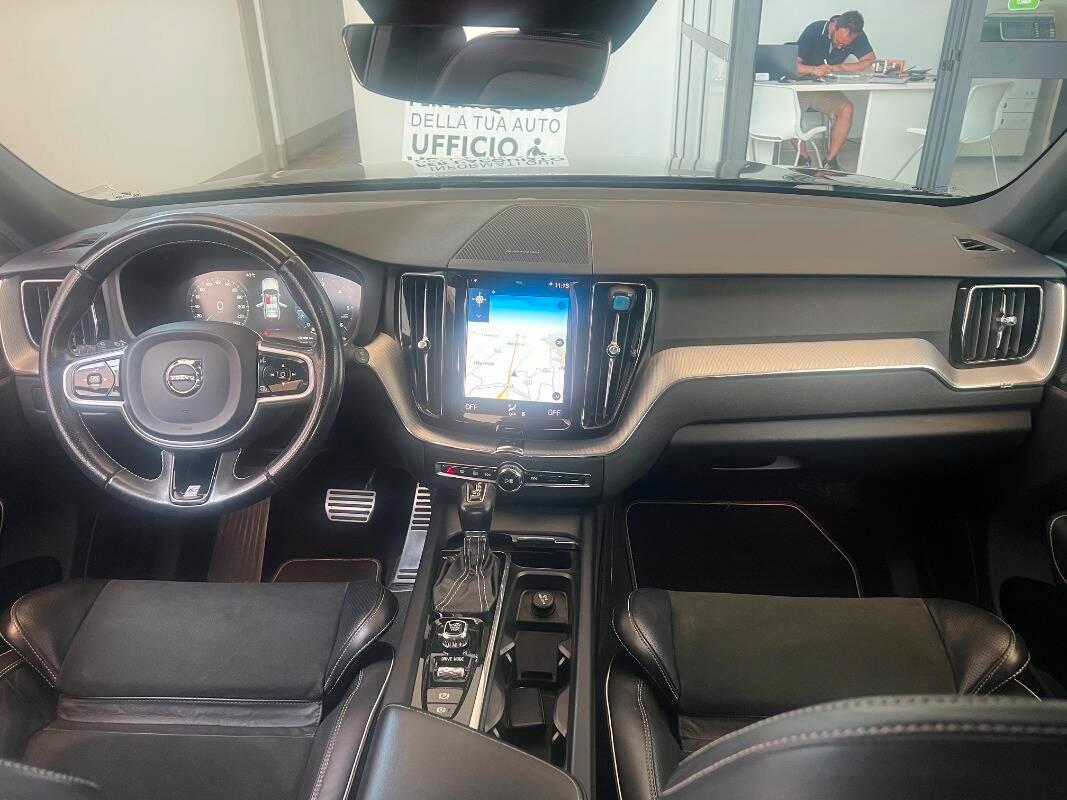 Volvo XC60 2.0 d4 R-design awd geartronic my18