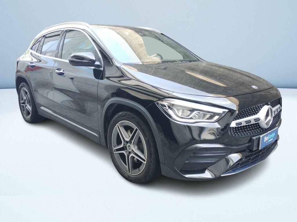 Mercedes GLA 180 180 D Premium 8G-DCT