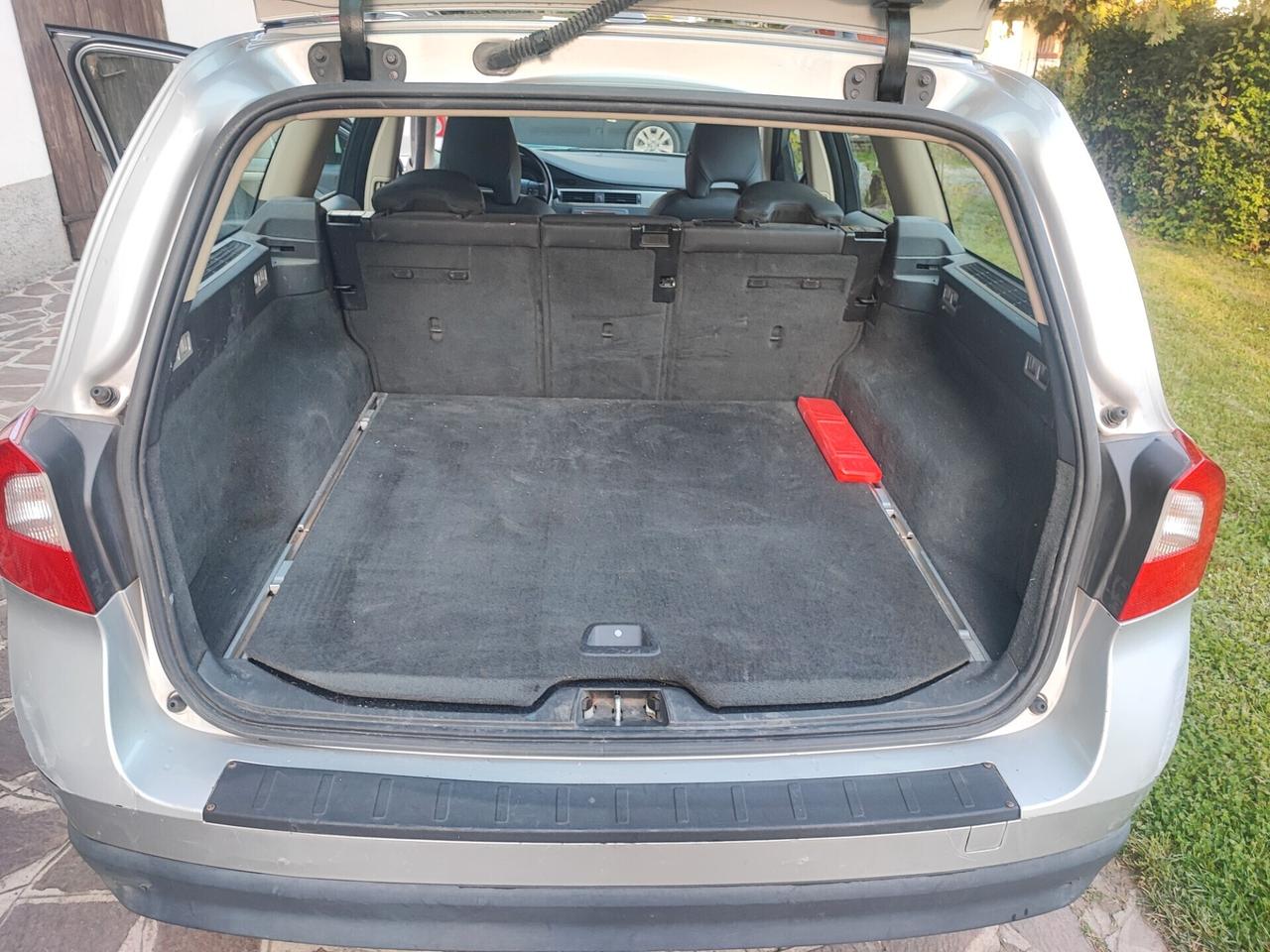 Volvo V70 2.0 Benz/GPL 145 CV kinetic
