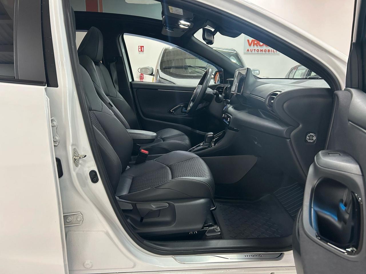 Toyota Yaris 1.5 Hybrid 5 porte Lounge