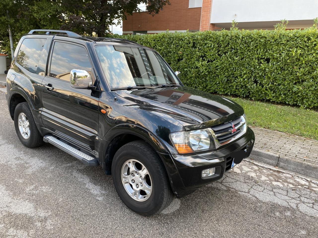 Mitsubishi Pajero 3.2 16V DI-D 3p. GLS1
