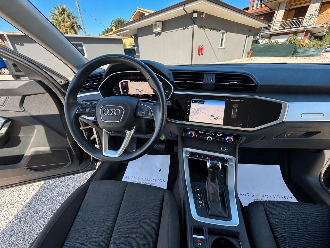Audi Q3 35 TDI S tronic 150 cv Business 116.528 Km
