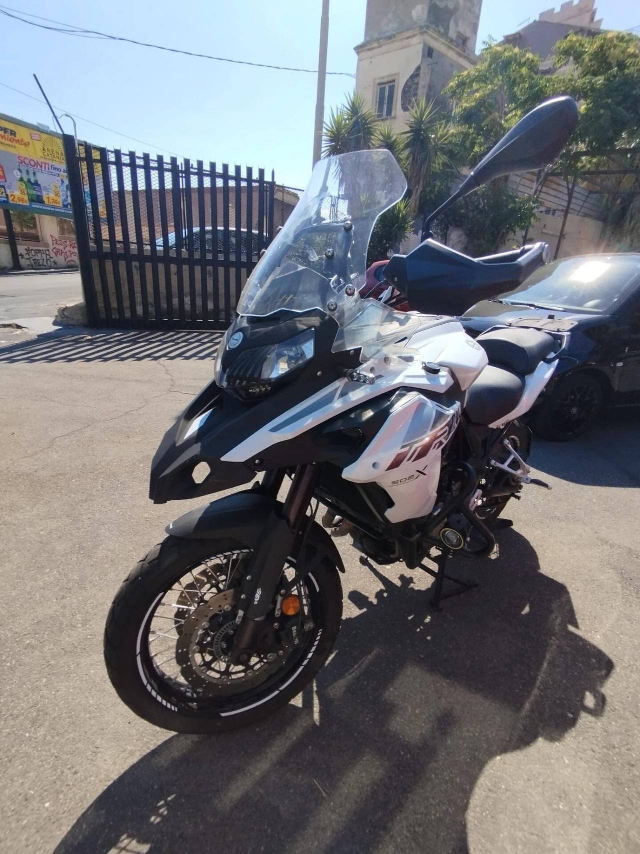 Benelli TRK 502