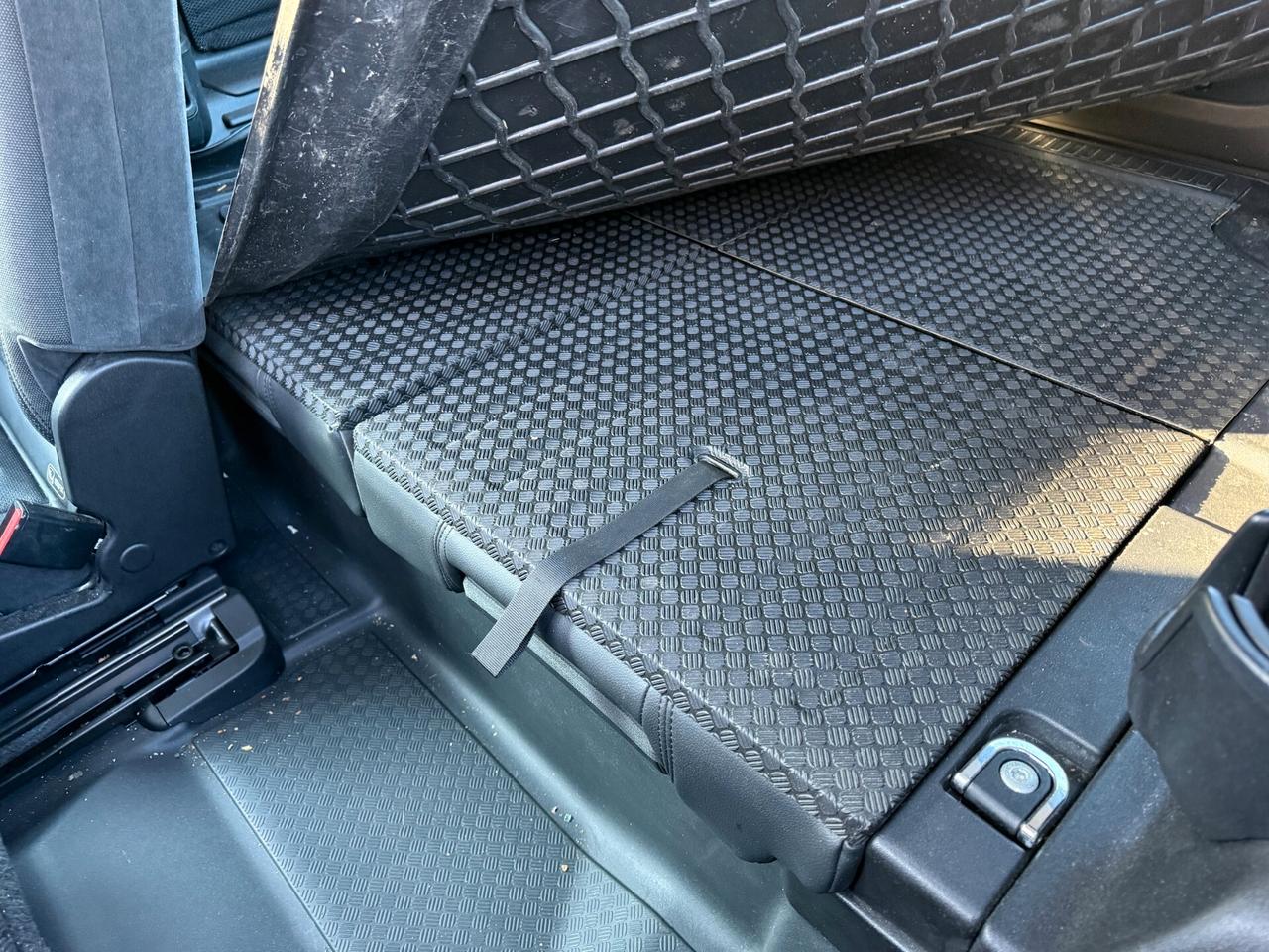 Land Rover Defender 110 2.0 SD4 AWD Auto S , 7 posti Tettuccio Motore nuovo