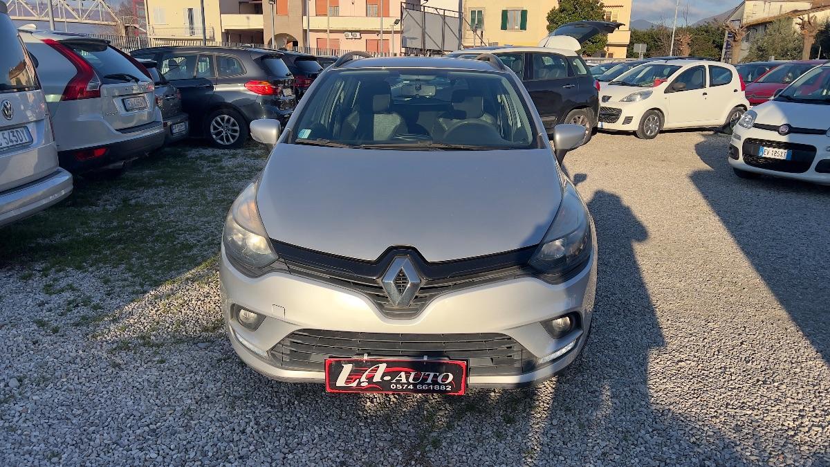 RENAULT - Clio Sporter Sporter 1.2 16v Life 75cv