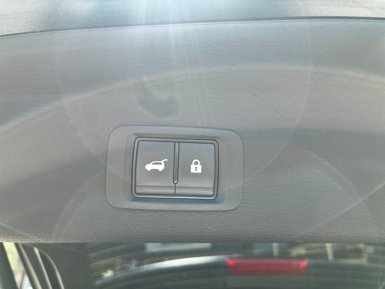 Mitsubishi Outlander 2.4 Phev Intense
