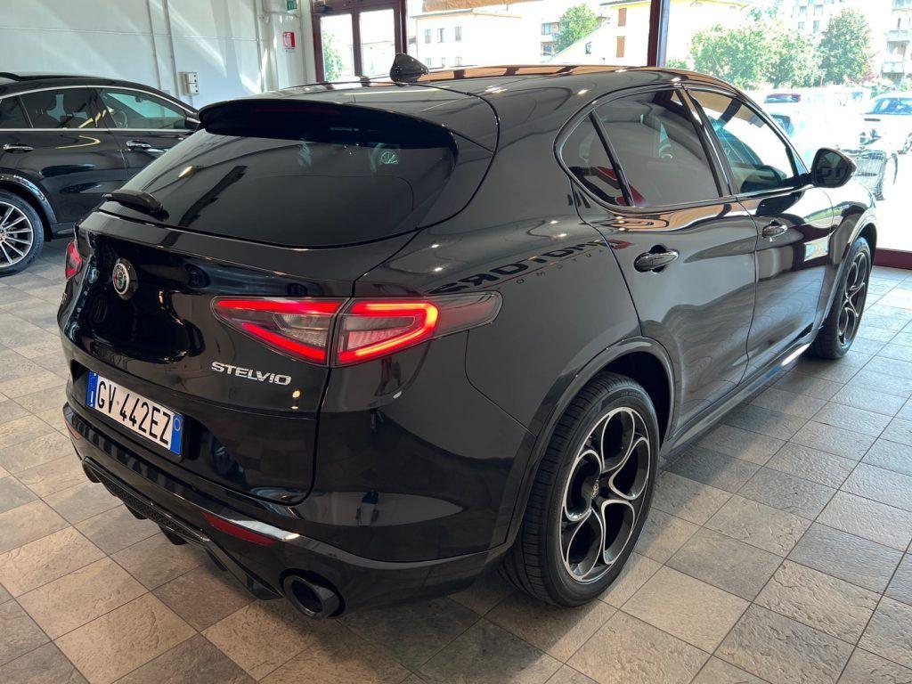 Alfa Romeo Stelvio 2.2 Turbodiesel 210 CV AT8 Q4 Veloce