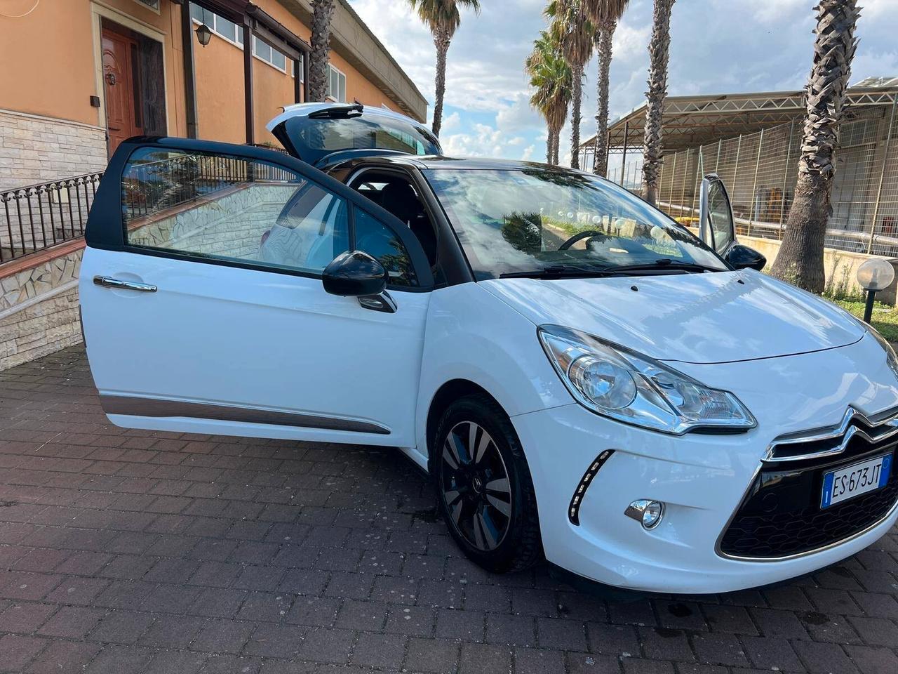 Ds DS3 3 1.2 VTi 82 Just Black