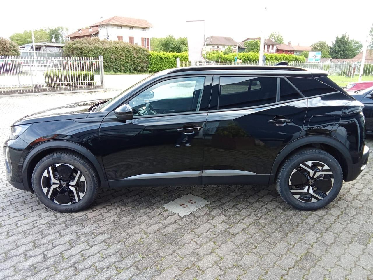 Peugeot 2008 PureTech 100 S&S Allure