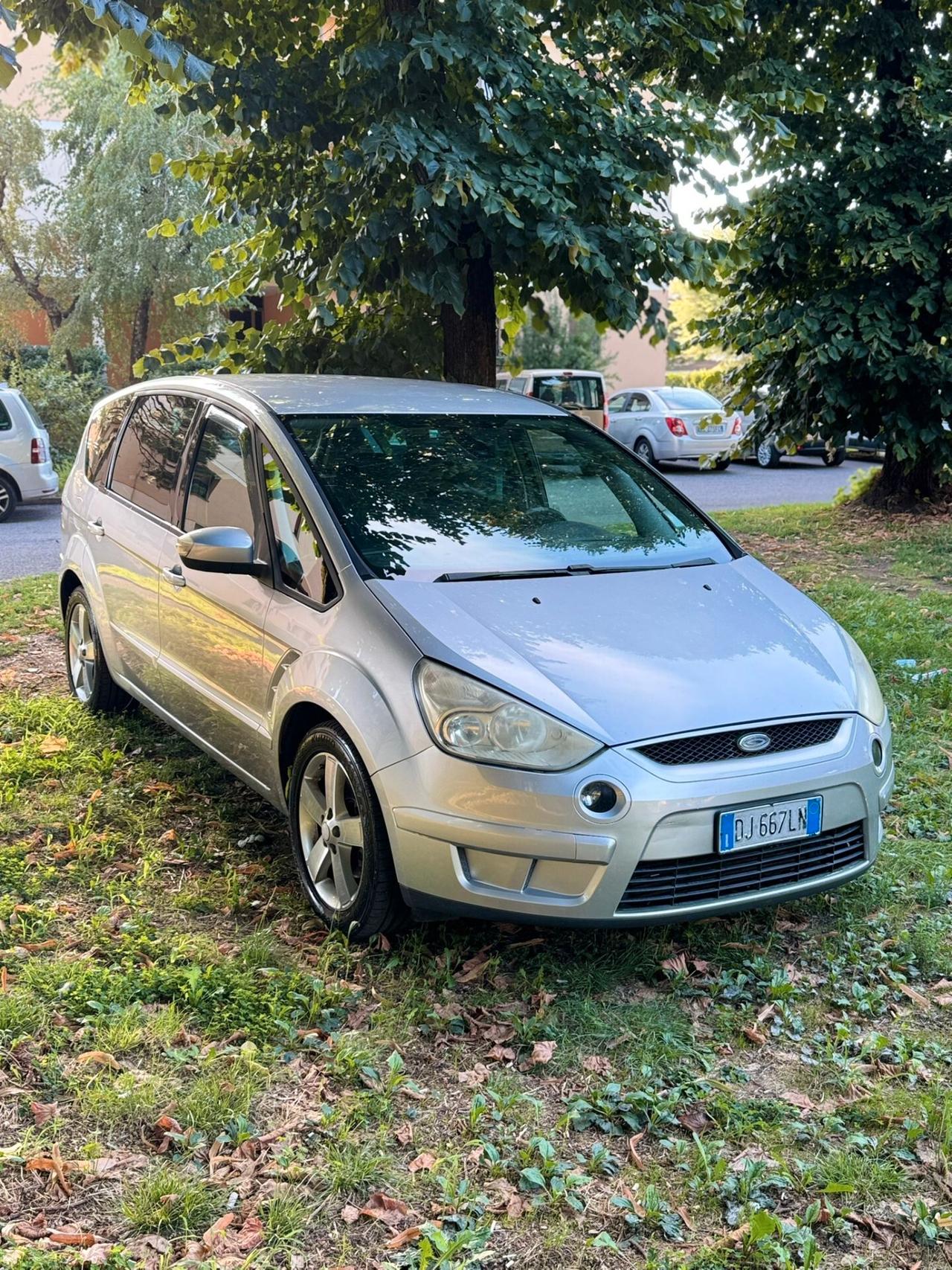 Ford S-Max 2.0 TDCi 140CV Titanium