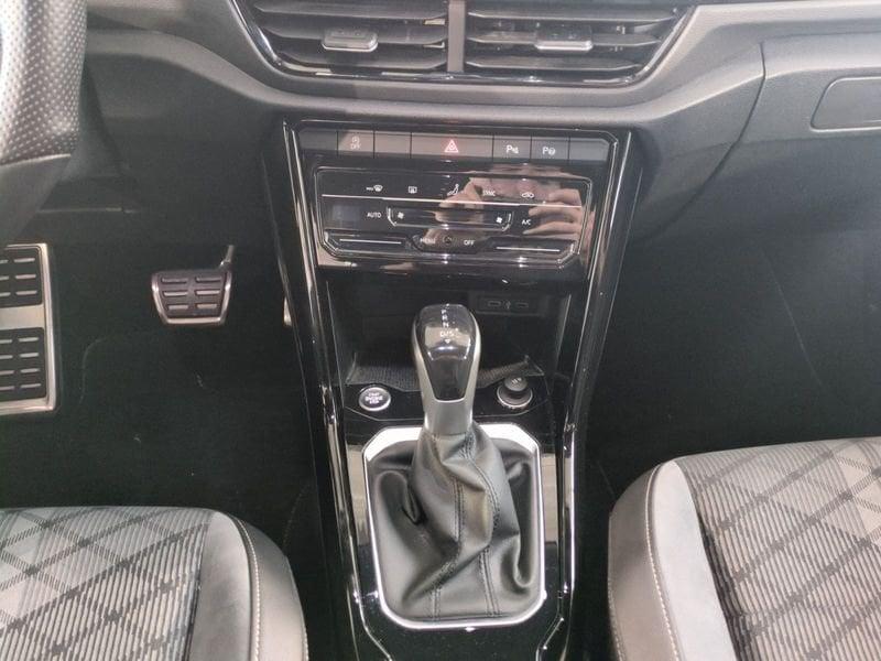 Volkswagen T-Roc 1.5 TSI ACT DSG R-Line