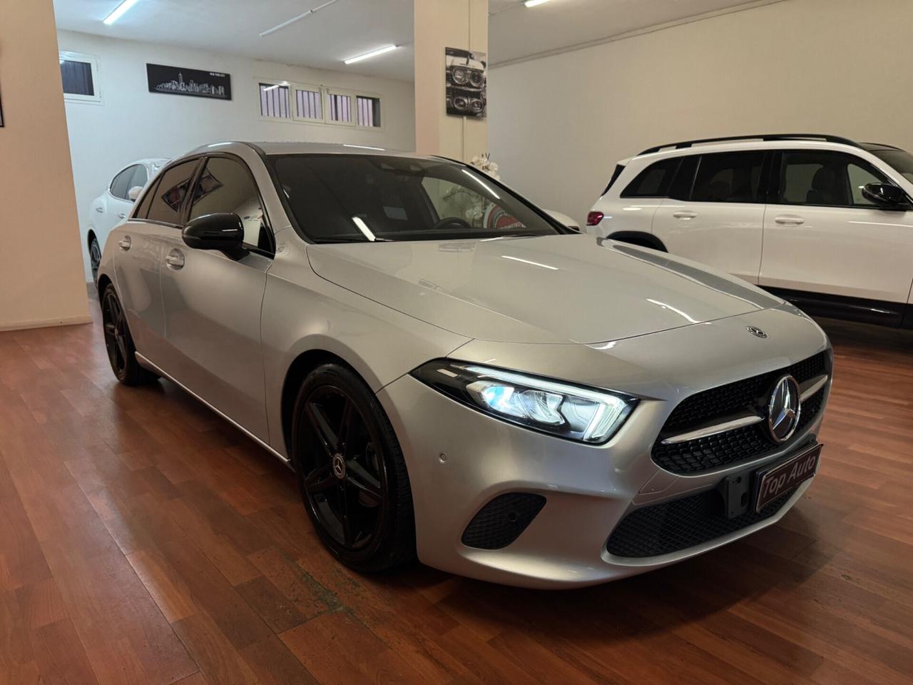 MERCEDES-BENZ A 180 d AUTO SPORT NIGHT EDITION - MY19