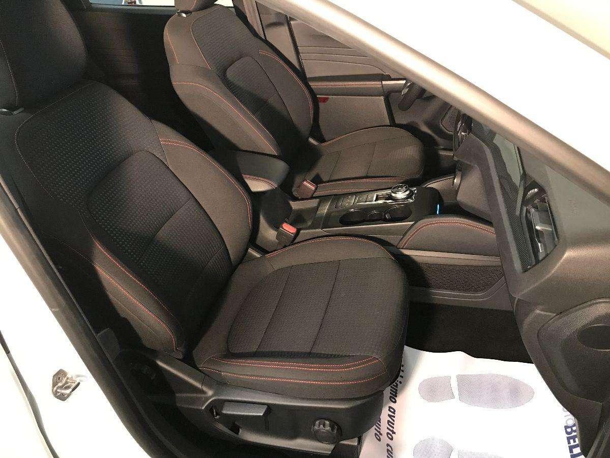 Ford Kuga 1.5 TDCI 120 CV S&S 2WD P. ST-Line