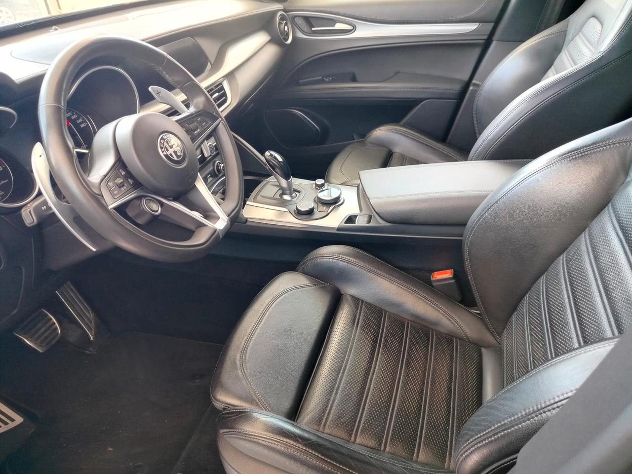 Alfa Romeo Stelvio 2.2 Turbodiesel 210 CV AT8 Q4 Super