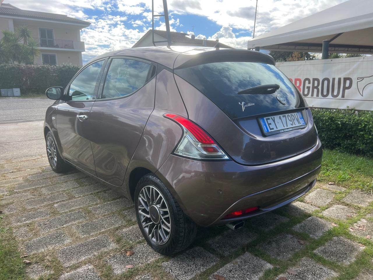 Lancia Ypsilon 1.2 69CV GPL Platinum-2015"UNIPRO"