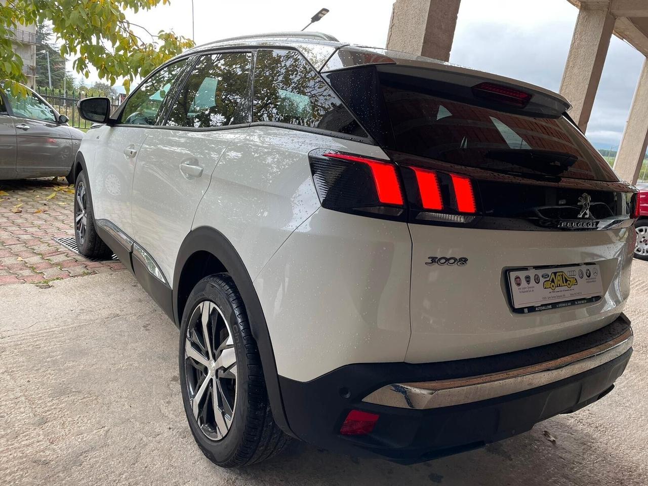 Peugeot 3008 1.5 Blue HDi Allure