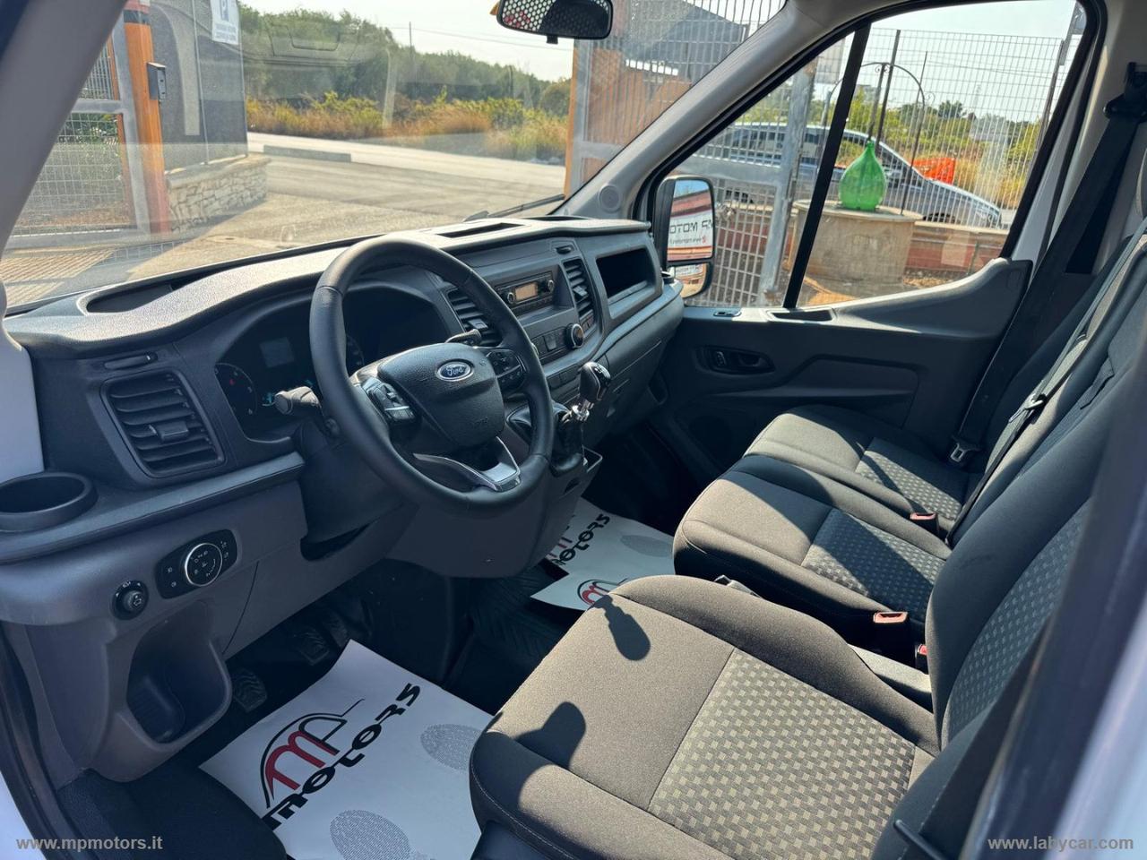 TRANSIT 2.0 130CV RIBALTABILE TRILATERALE GEMELLATO