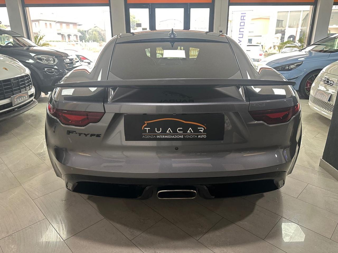 Jaguar F-Type R-Dynamic Black 2.0 P 300 Blac #8743