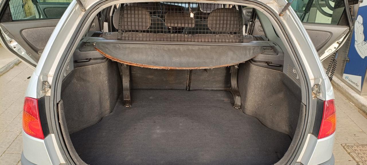 Toyota Avensis 2.0 Tdi D-4D cat Sol