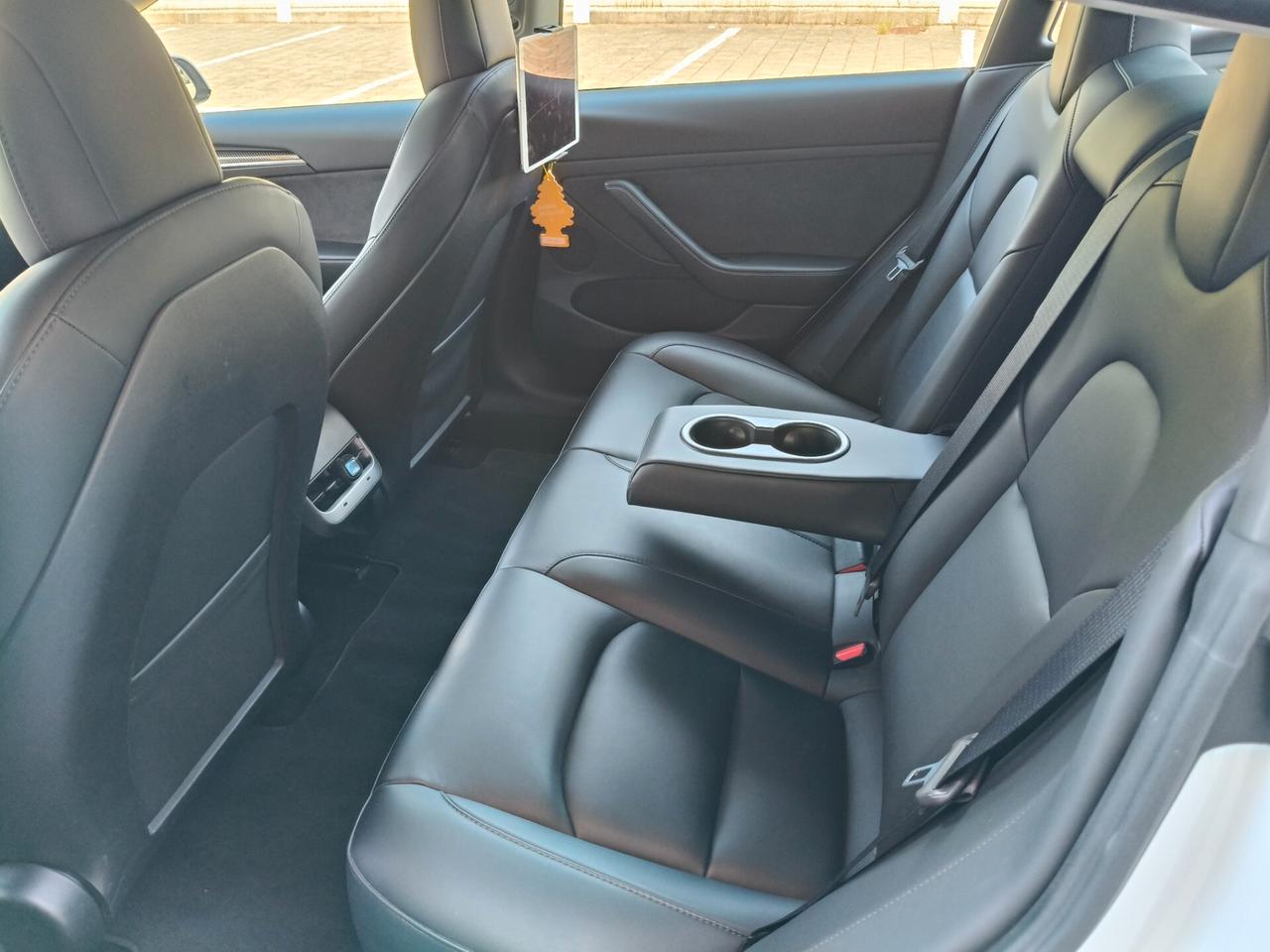Tesla Model 3 Long Range Dual Motor AWD