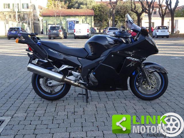 HONDA CBR 1100 XX Super Blackbird