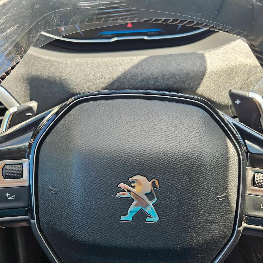 Peugeot 3008 HDi 130cv EAT8 2020 NAV+RETROCAMERA