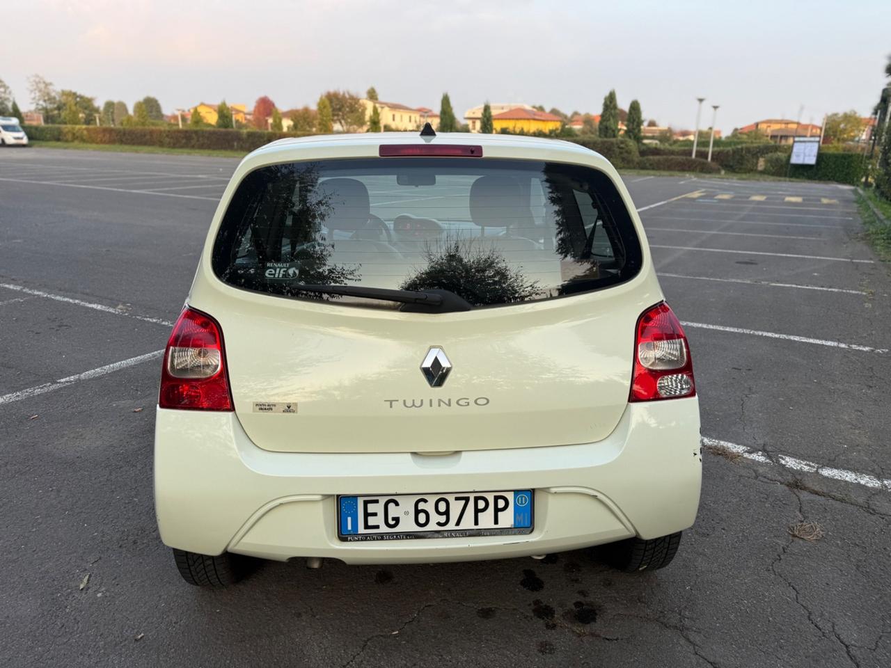 Renault Twingo 1.2 16V LEV Miss Sixty