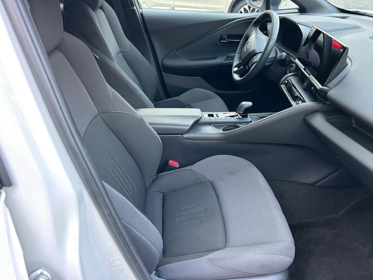 Toyota C-HR 1.8 Hybrid E-CVT Lounge