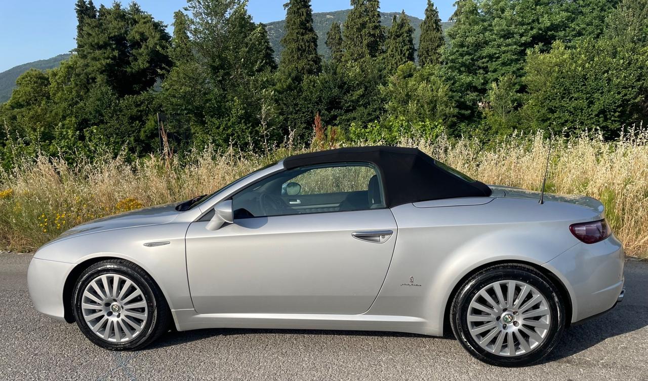 Alfa Romeo Spider 2.2 JTS Exclusive