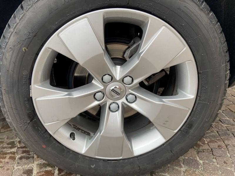 Volvo XC40 T3 Business Plus