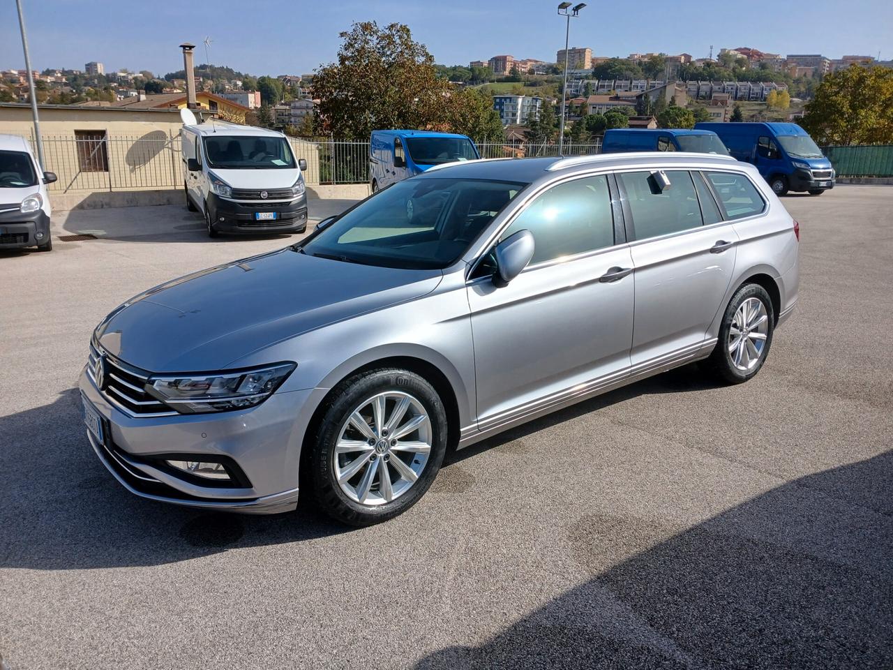 Volkswagen Passat DSG SW 2019 1.6 DTI 120CV