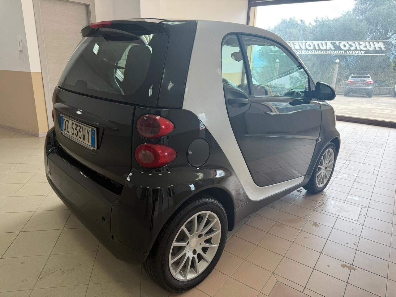 Smart ForTwo 1000 52 kW coupé passion