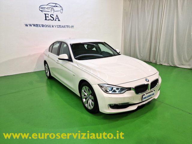 BMW 328 i Luxury