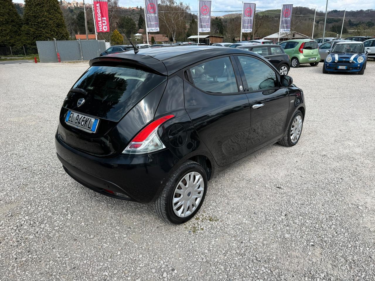 Lancia Ypsilon 1.2 69 CV GPL Ecochic Gold