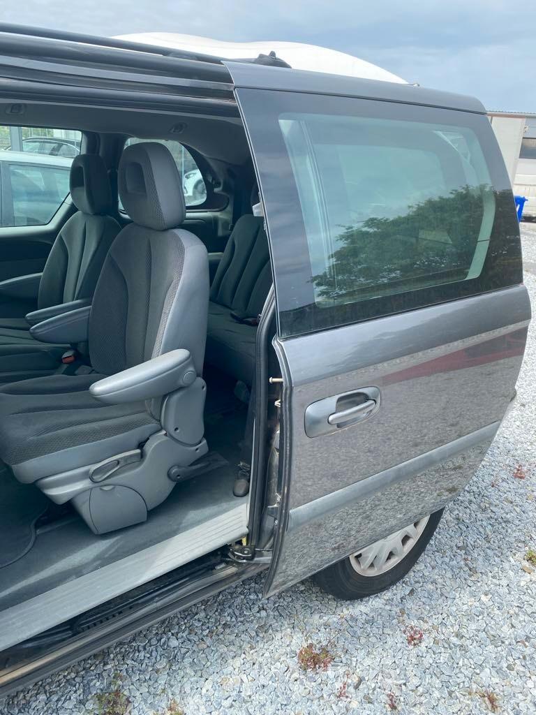 Chrysler Voyager 2.8 CRD 150 cv cat LX Leather Automatica
