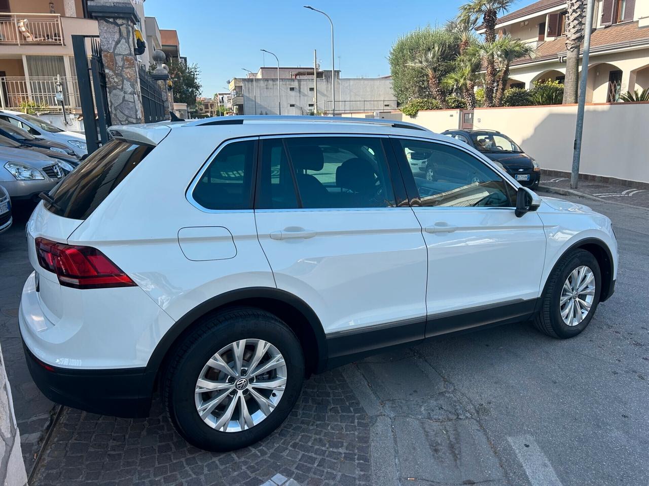 Volkswagen Tiguan 1.6 TDI SCR Sport BlueMotion Technology