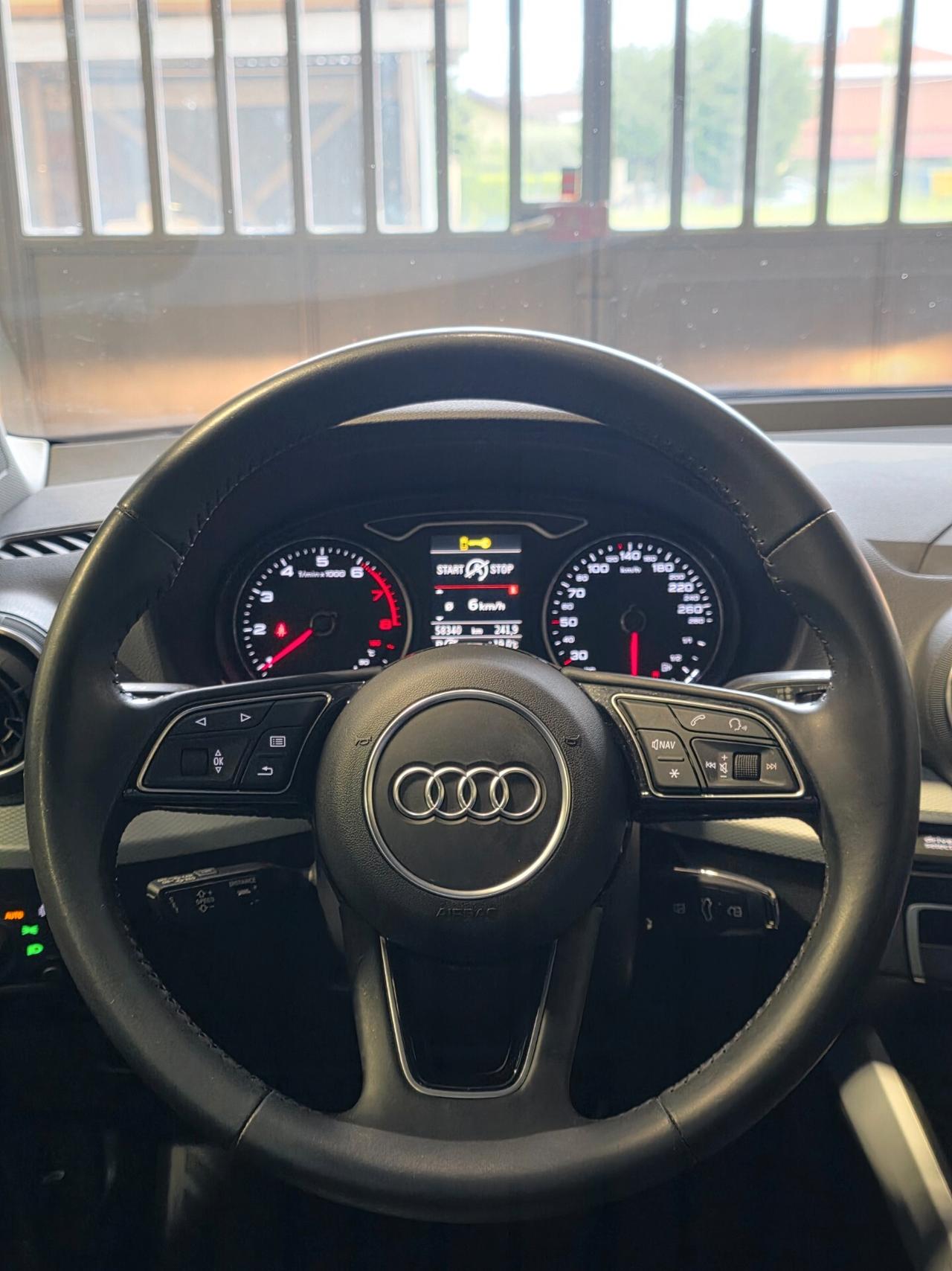 Audi Q2 35 TFSI S tronic Admired