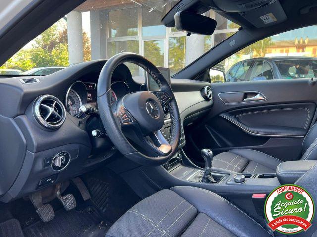 MERCEDES-BENZ GLA 180 d Sport Navi Led Certificata