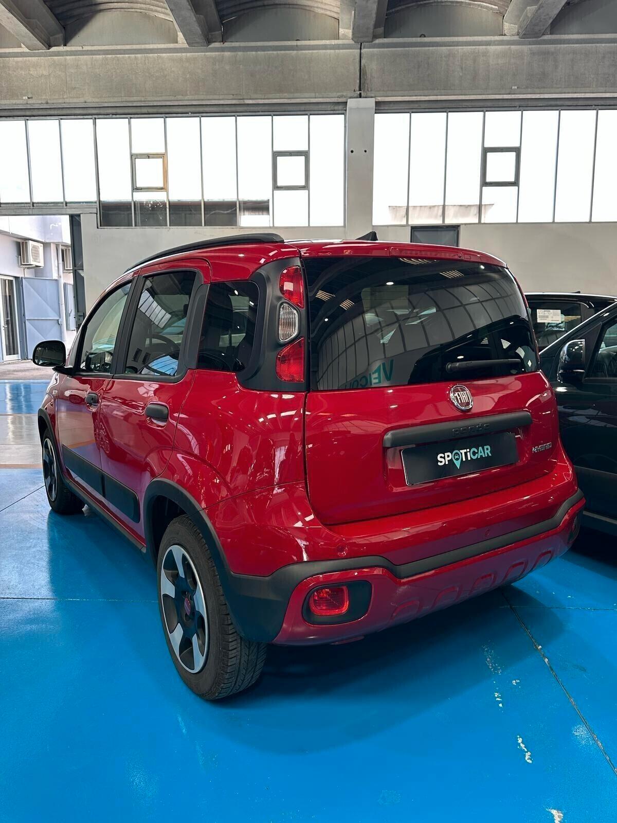 Fiat PANDA CROSS 1.0 HYBRID Km aziendale 2024