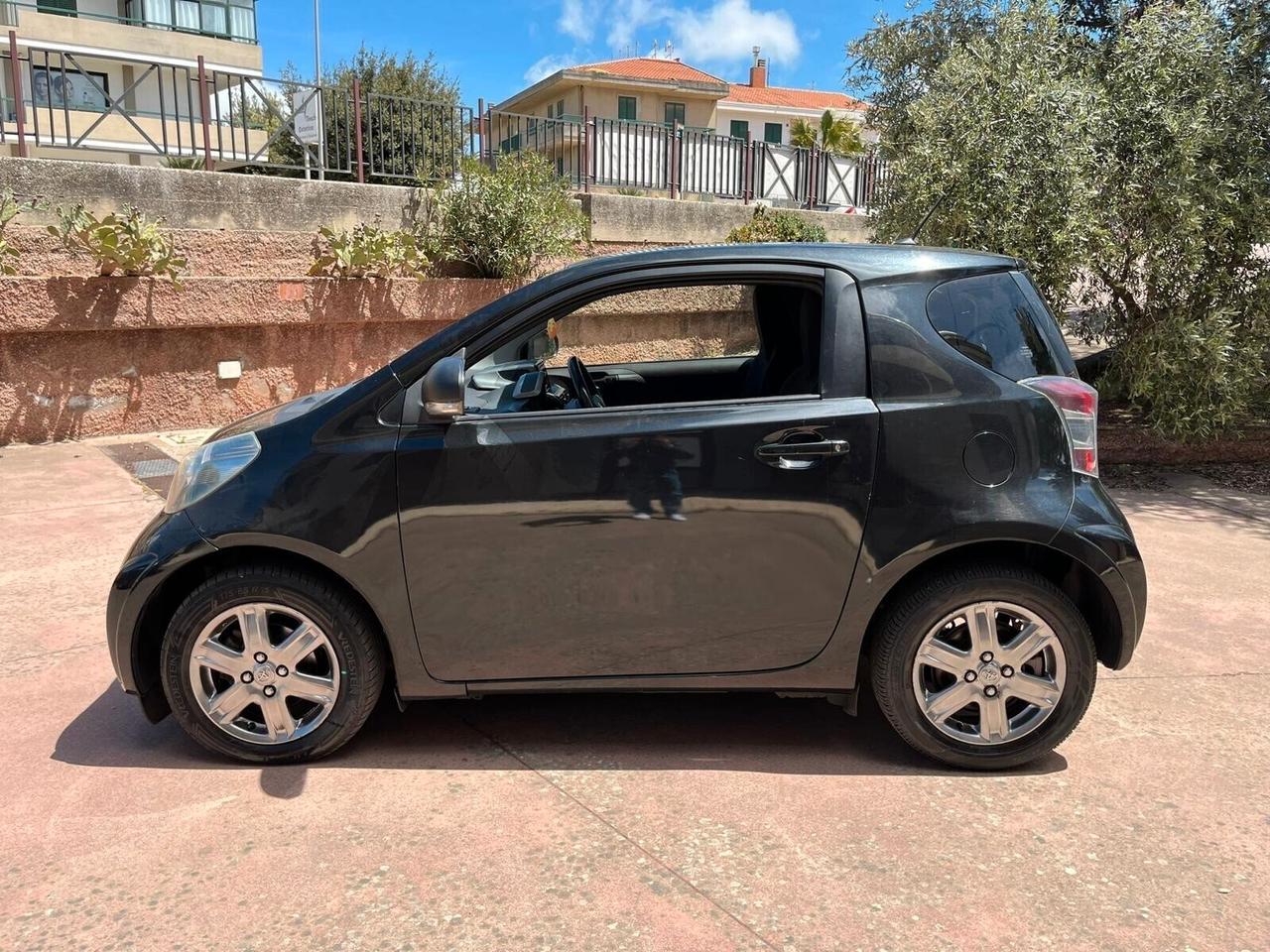 Toyota iQ 1.0 VVT-i - 2009