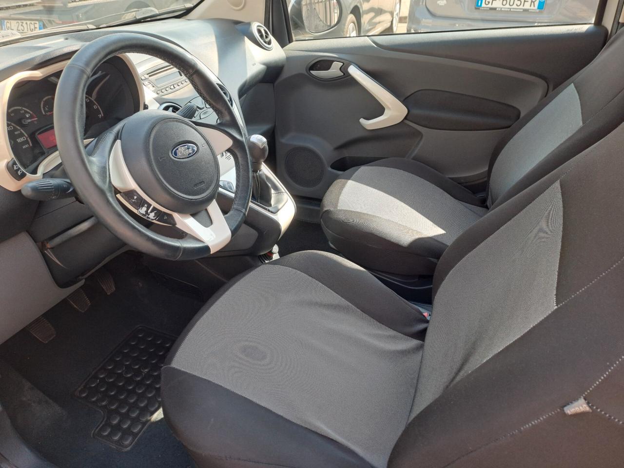 Ford Ka 1.2 69CV Titanium - OK NEOPATENTATI